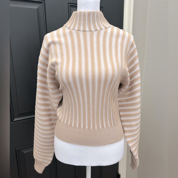 Free People Boho Chic Mad Chill Beige Cream Striped Ribbed Mock Turtleneck Sz Sm - Picture 4 of 16